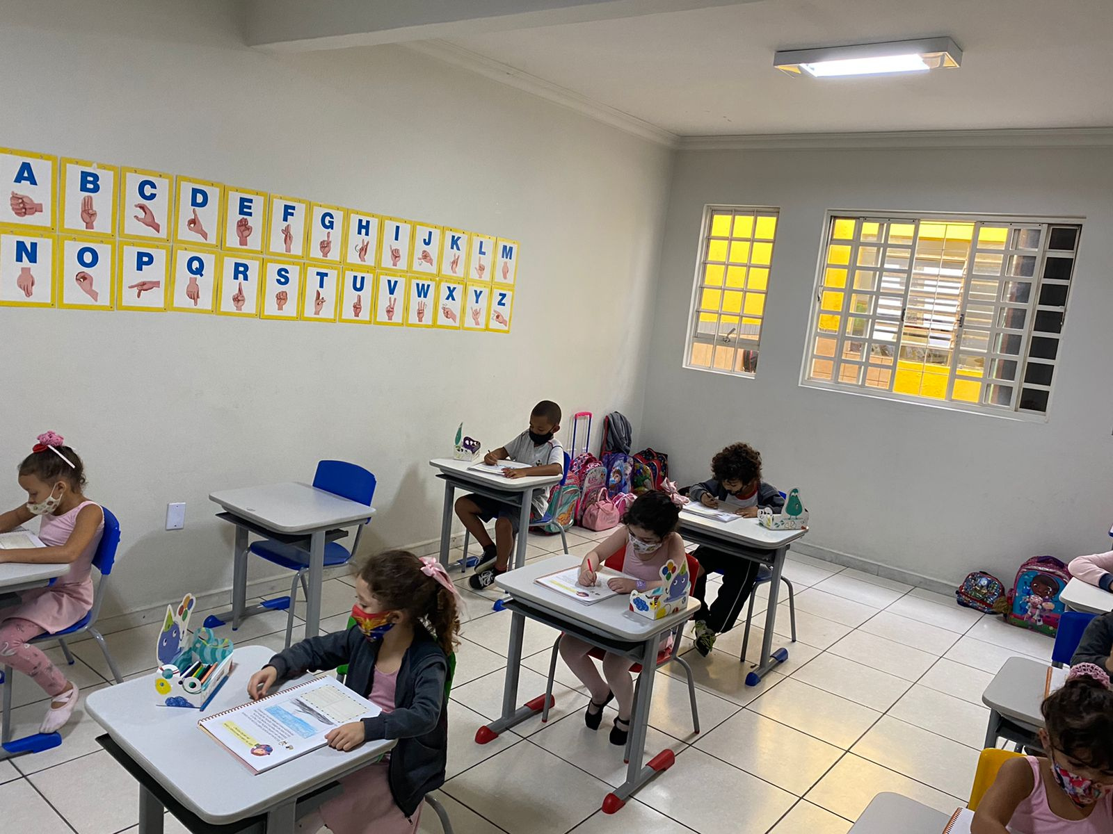sala cubo divertido